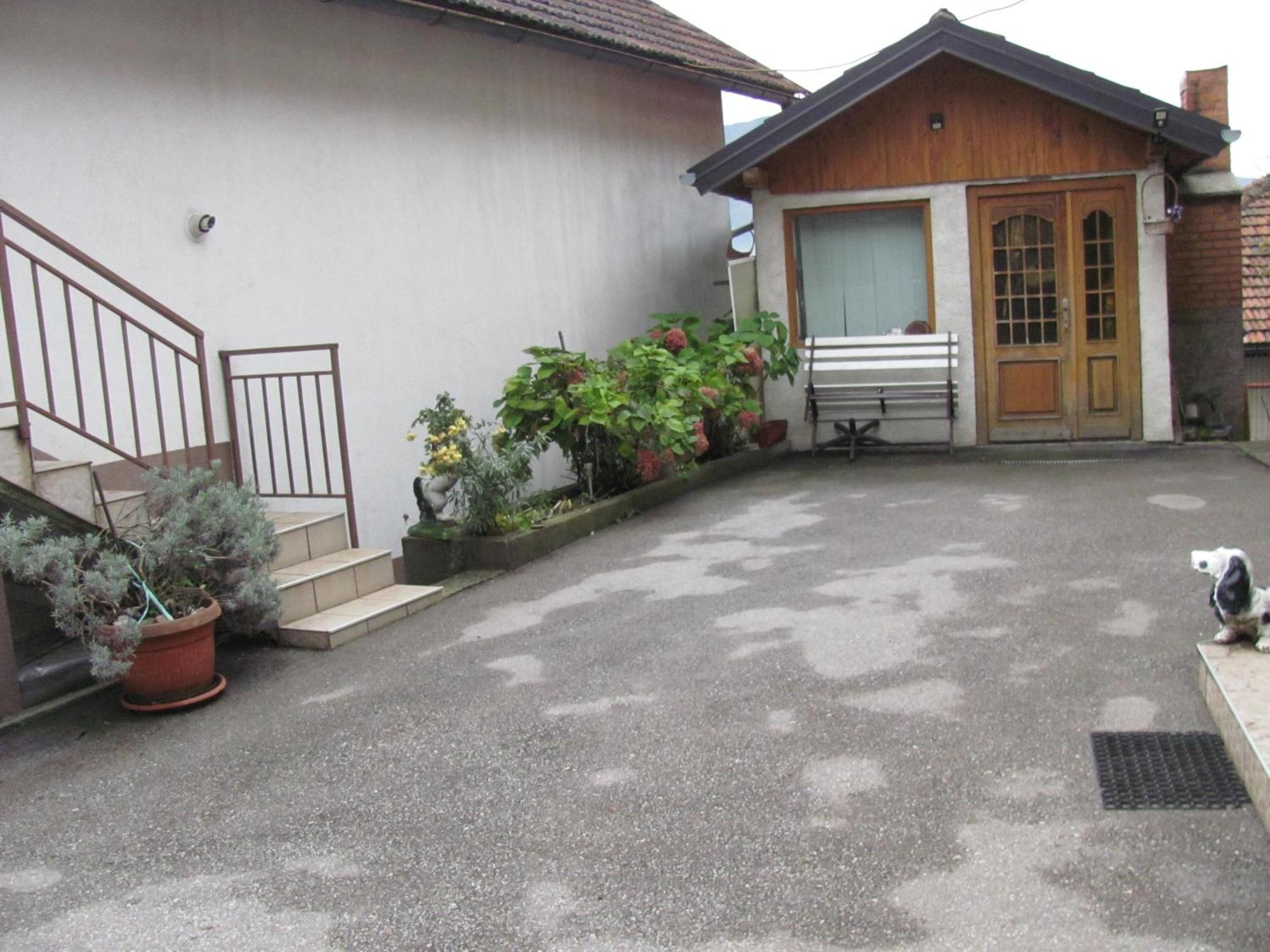 Apartment Safir - Free Parking 塞拉耶佛 外观 照片
