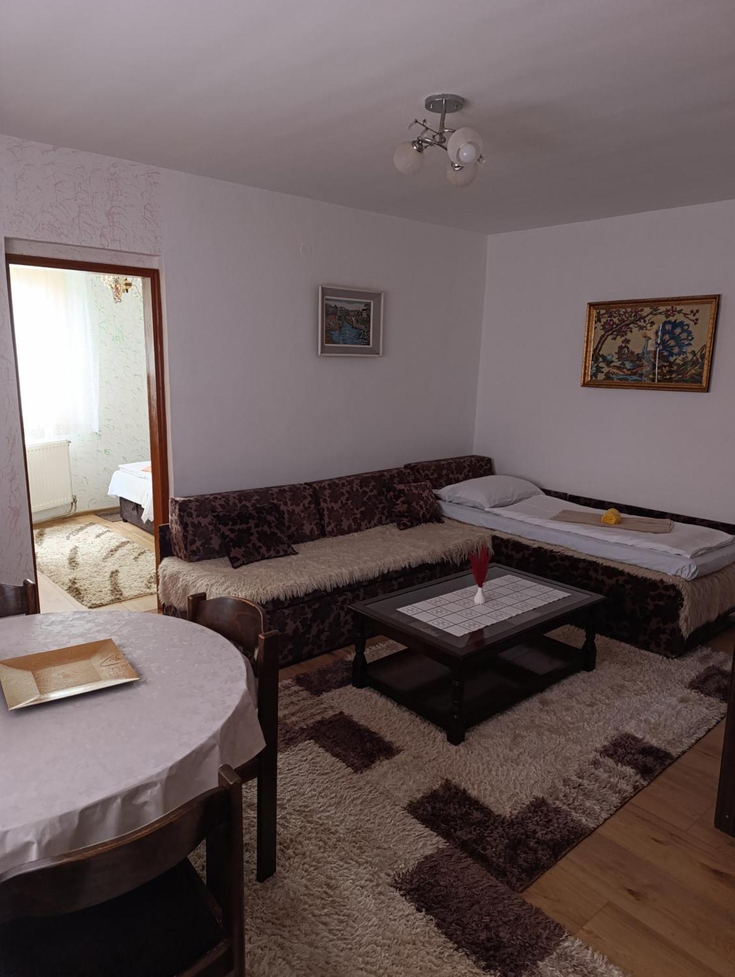 Apartment Safir - Free Parking 塞拉耶佛 外观 照片